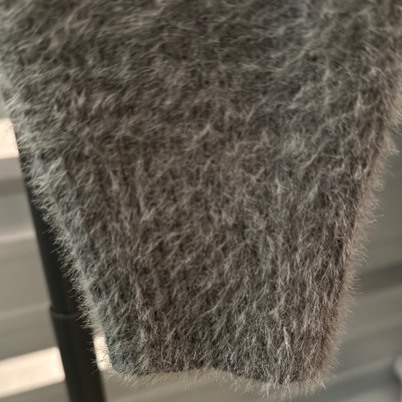 Urban Outfitters Gray Fuzzy Sweater - Picture 5 of 8